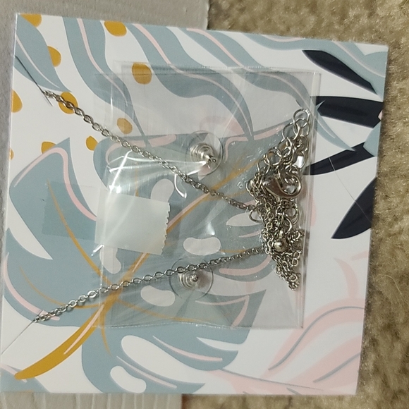 NWT Lily Sky Karma Necklace and Earring Set - Picture 2 of 2